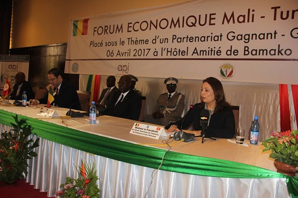 Forum économique tuniso-malien : Signature d’un accord de partenariat entre l’UTICA et la Chambre de commerce et d’industrie du Mali