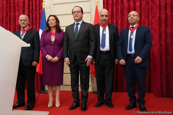 François Hollande élève le Quartet du dialogue national au rang de Commandeur de la Légion d’Honneur